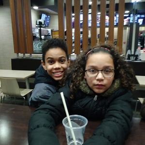 Meet your Posher, Adria